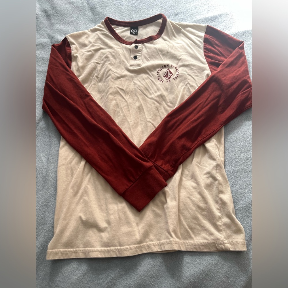 Volcom Men's Cream and Red Long Sleeve Shirt